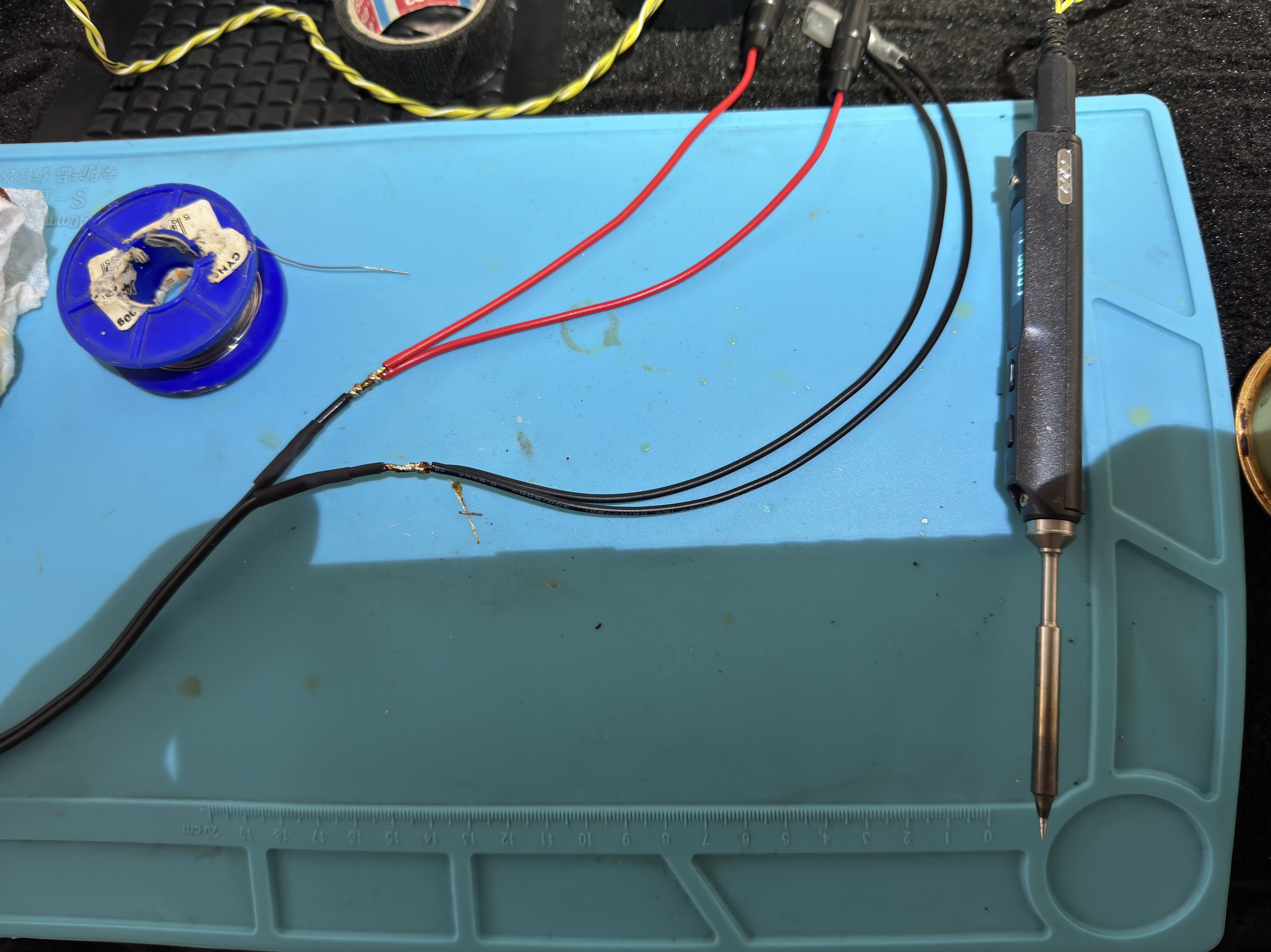 Solder the wires to create a Y-splitter. This will allow you to power both the
original 12V socket and the new USB-C sockets.